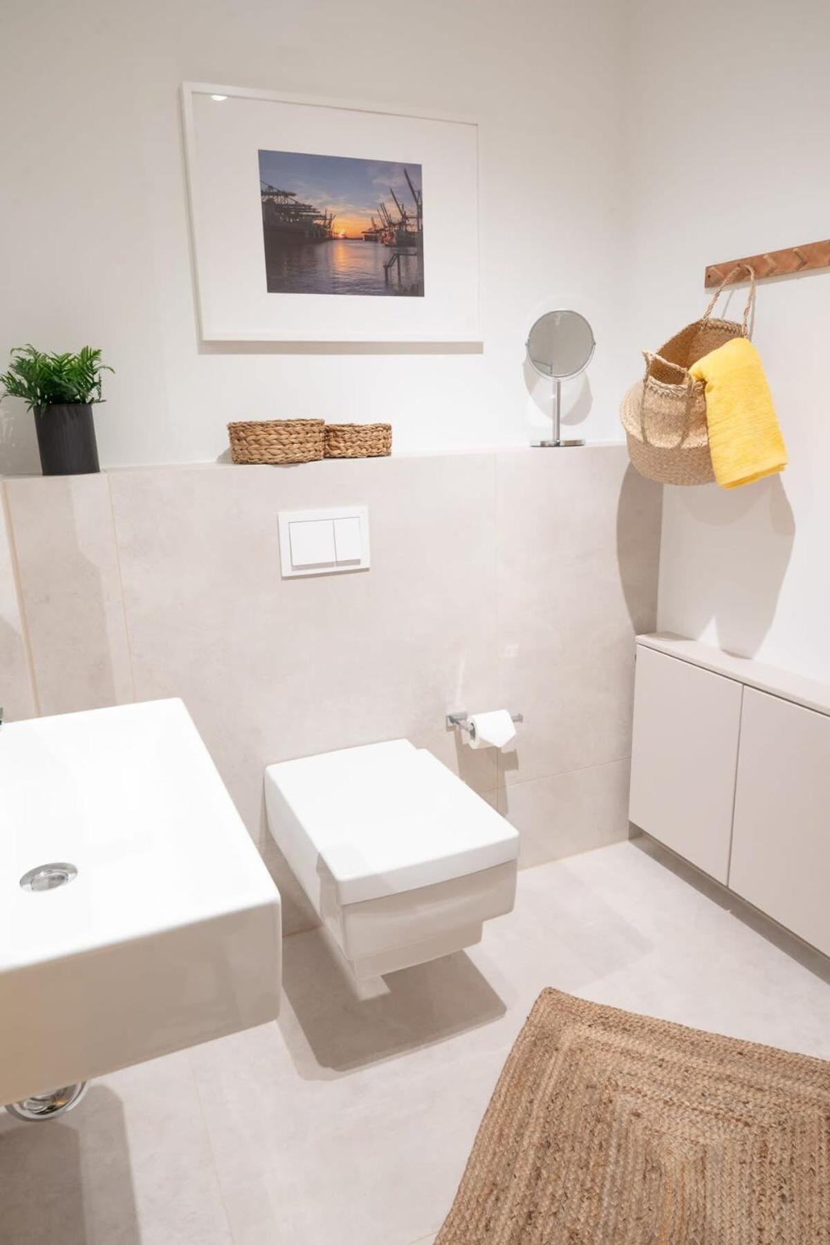 המבורג Spacious 3-Bedroom Apartment Near Eilbekpark מראה חיצוני תמונה