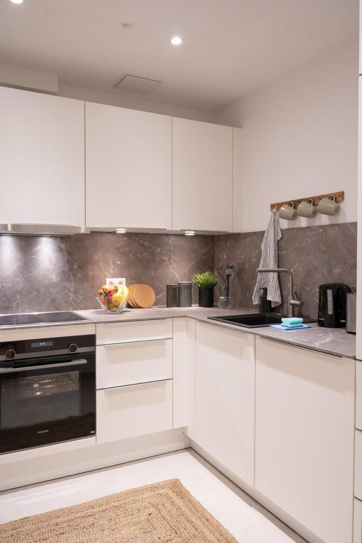 המבורג Spacious 3-Bedroom Apartment Near Eilbekpark מראה חיצוני תמונה